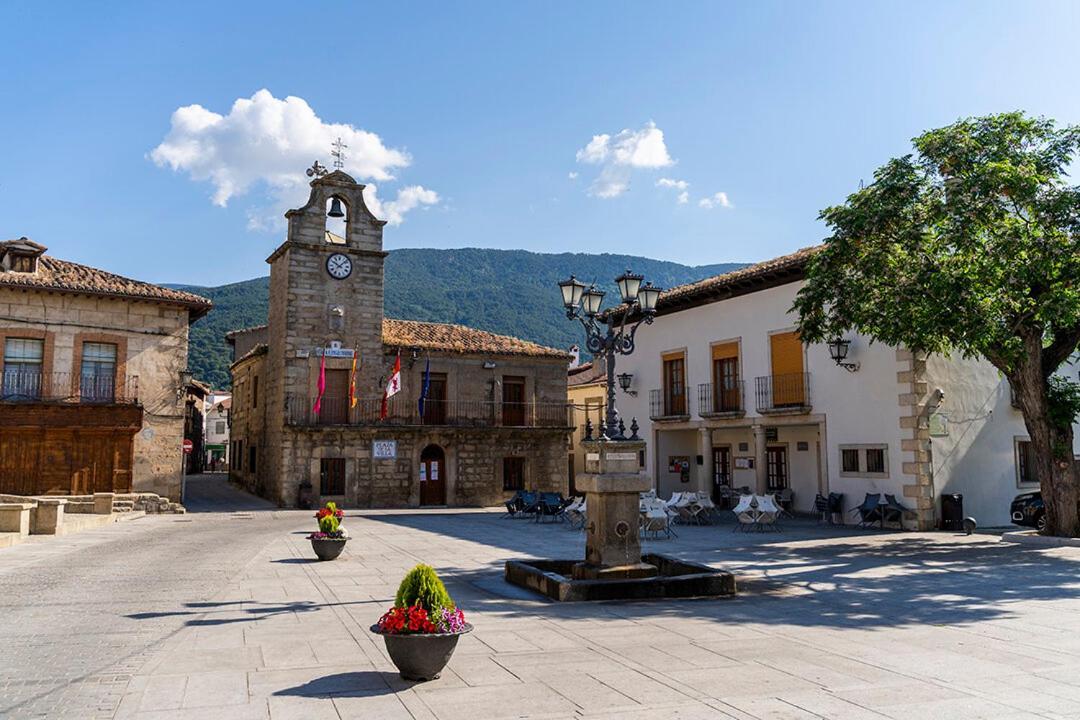 Revolcona La Adrada